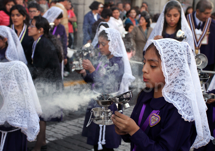 Fête du Seigneur des Miracles, Lima