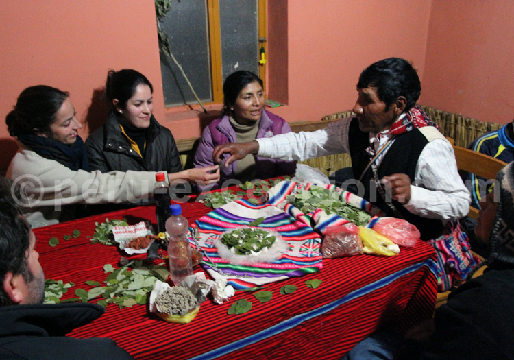 Offrandes à la pachamama, lac titicaca